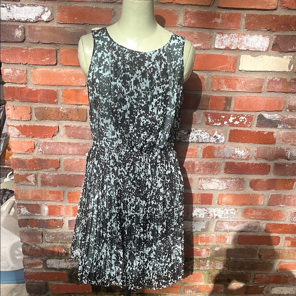 Banana Republic Floral Print Dress size 6